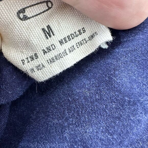 Urban Outfitters PINS & NEEDLES Women's Navy M Sleeveless Plunge Back Peplum Top - Picture 3 of 7